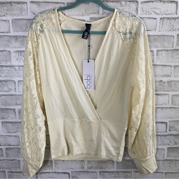 Bobi Los Angeles Raglan Surplice Top - Picture 2 of 8